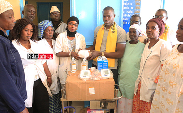 ​Des lots d’appareils médicaux offerts au poste de santé de RAO par le docteur Ousmane FALL du mouvement ALSAR (vidéo)