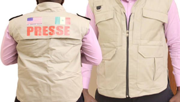 Présidentielle : Les autorités interdisent la distribution des gilets offerts aux journalistes par l'ambassade des USA