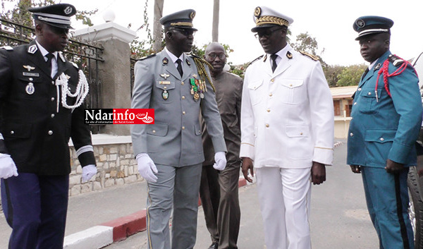 Défilé de Saint-Louis : La satisfaction du Gouverneur. Ses vibrants hommages au Colonel Mbaye CISSÉ (vidéo)