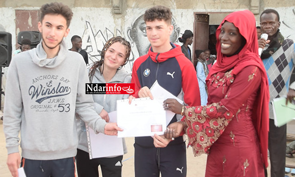 ​Stage humanitaire : le Centre Ande Taxawu Talibé forme de jeunes Français (vidéo)
