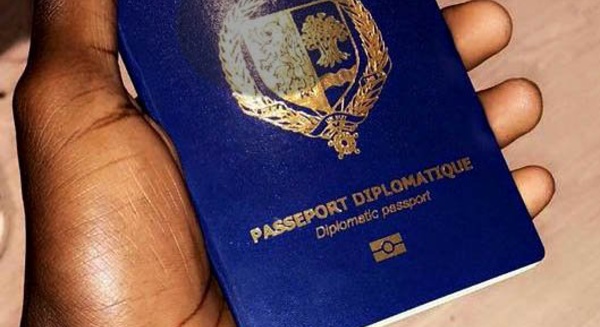 100 personnes visées dont un haut magistrat et 3 enfants de ministres