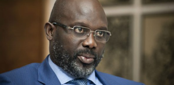 Deux serpents découverts dans le bureau du président Weah