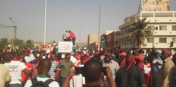 Place de l'Obélisque : "Un million d'enseignants" vont manifester contre l'État le 28 juin