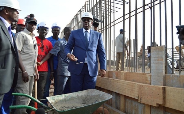 Arrêt des chantiers de l’Etat : L’économiste Meïssa Babou évoque un problème de trésorerie et prédit le pire