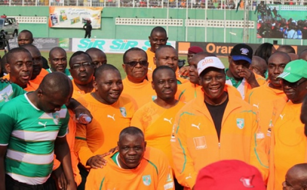 [ VIDEO ] COTE D'IVOIRE- MATCH DE GALA : Doublé de Guillaume Soro, un but du président Ouattara 