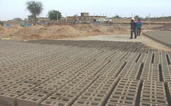 [VIDE0] Un projet en voie de finalisation prévoit 150 logements pour les habitants de Guet Ndar et Diaminar