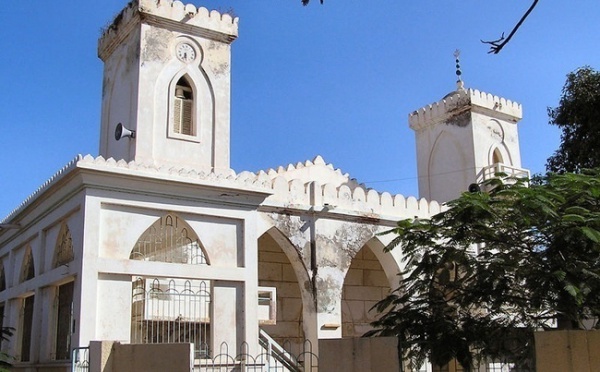 L’Histoire de la cloche de la grande mosquée de Saint-Louis, la canne d'El hadji Oumar Foutiyou Tall