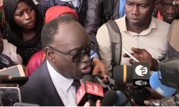 Même à la levée du corps de Dansokho, Me El Hadji Diouf attaque Sonko