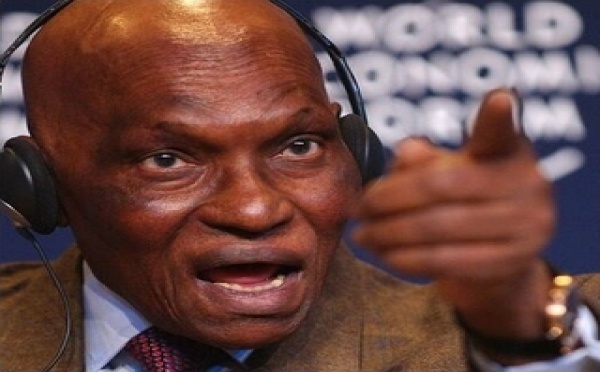Sénégal : le Conseil constitutionnel examine la candidature du président sortant Abdoulaye Wade