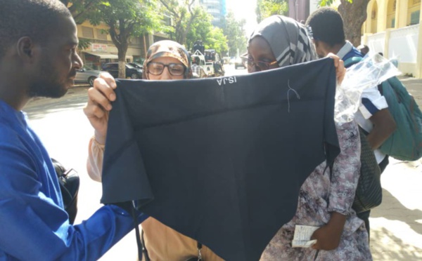 PHOTOS - Institution Sainte Jeanne d’Arc : Voici les nouveaux foulards proposés aux élèves voilées