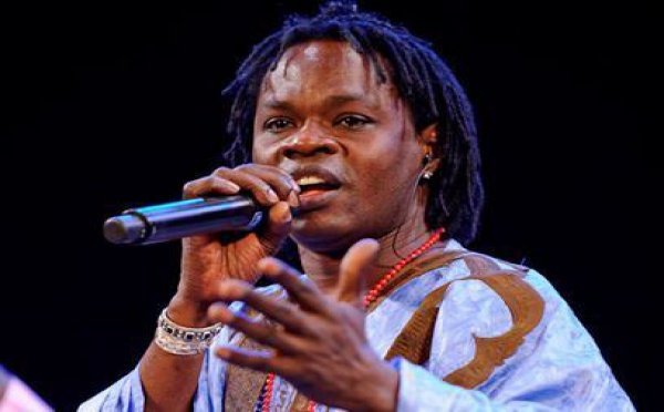 Baba Maal déplore les incidences au Sénégal qu'il juge ''anormales et inadmissibles'', '' indignes et inacceptables''