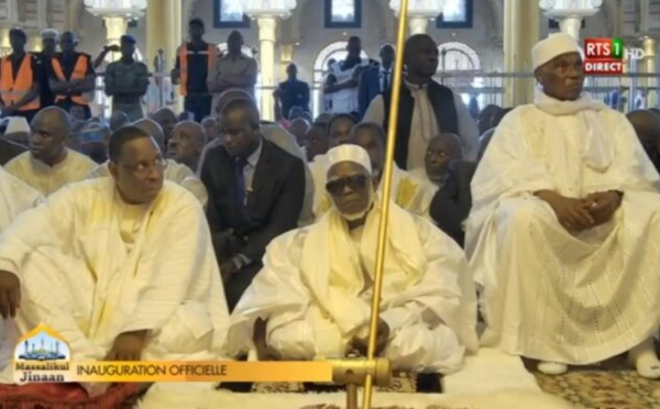 Massalikoul Jinane : Macky Sall et Me Abdoulaye Wade réunis (photos)