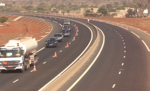 Engagement financier sur le projet d’autoroute Dakar-Saint-Louis : Macky SALL pas content ...