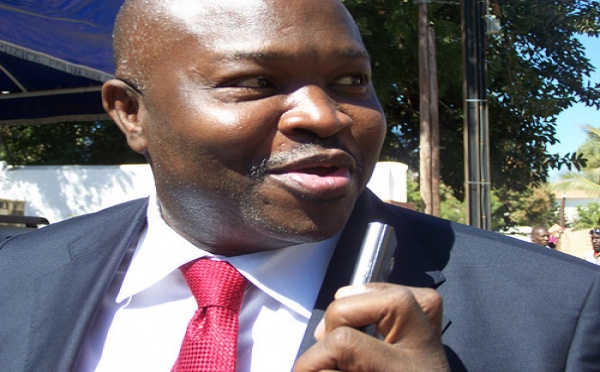 Me Alioune Badara Cissé est le Ministre des Affaires Etrangères