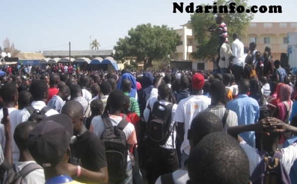 Vidéo | Saint-Louis : les élèves décrètent une année’’ blanche’’