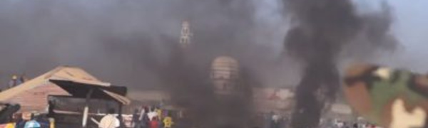 Vive tension en Gambie : Trois personnes tuées lors d'une manifestation pour le départ du Président Barrow