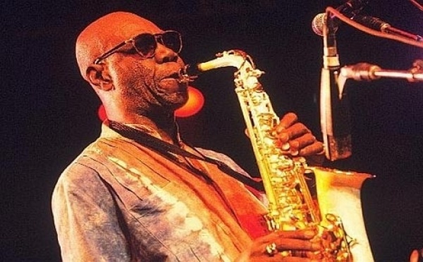 EXCLUSIF: Pourquoi Manu Dibango a zappé le Festival de Jazz de Saint-Louis ?