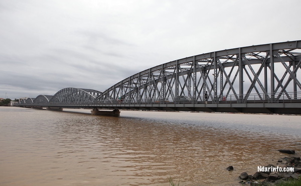 La ferraille du pont Faidherbe vendue à …