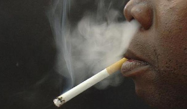 Le tabagisme ‘’facteur d’aggravation’’ du coronavirus (médecins)