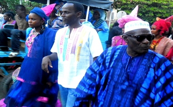 (Vidéo) Humour : Le roi Golbert rencontre Mamane, le président de la République du Gondwana. Regardez.