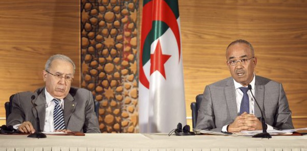 Algérie: réduction de 50% du budget de fonctionnement de l’État