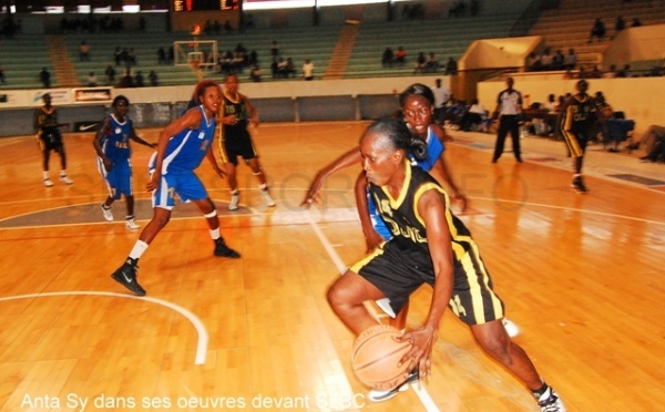 Le Saint-Louis Basket Club gâche le Grand Chelem aux Duchesses