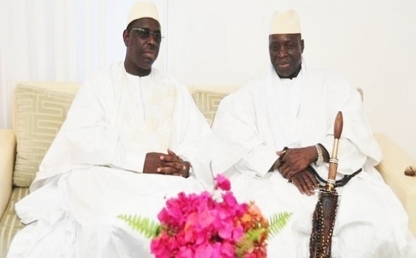 Gambie : la réaction de Macky Sall et le débat sur la protection consulaire et diplomatique des Sénégalais