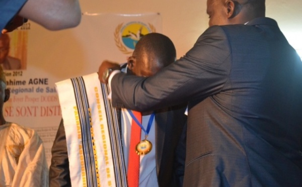 Saint-Louis : Cheikh Saad Bou Seye, l’administrateur de Ndar Info, nommé meilleur journaliste de l’année.