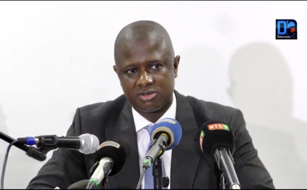 Le port du masque obligatoire. Les fêtes de fin d’année...