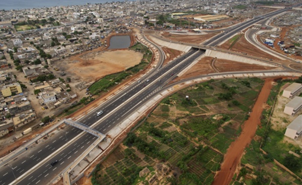Macky renégocie le contrat d’exploitation de l’autoroute à péage : Voici ce que gagne le Sénégal ...