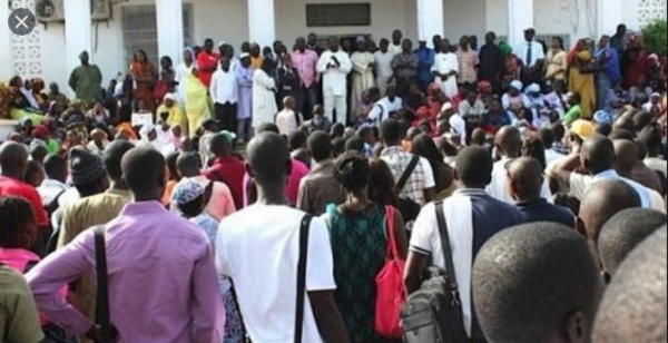 Sit-in dans les IEF: Des instituteurs protestent contre un non-paiement de salaire