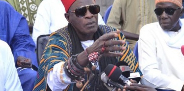 Vaccin contre le Covid : Un dignitaire Lébou invite " Macky Sall et sa famille à se vacciner d'abord pour rassurer la population ’’