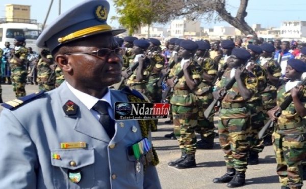 Saint-Louis 4 Avril 2013: Le Colonel Babacar Seck salue ''la bonne organisation'' du défilé.