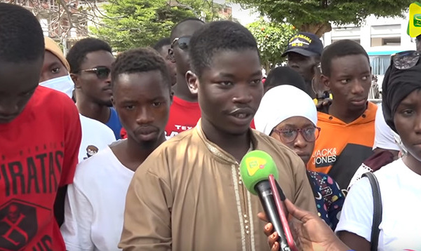 Etudiants Saint-louisiens : Une grosse bagarre éclate à l’UCAD. Mansour FAYE pointé du doigt (vidéo)