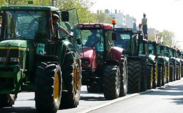 Saint-Louis : une société promet 1.000 tracteurs pour sa première année d'installation