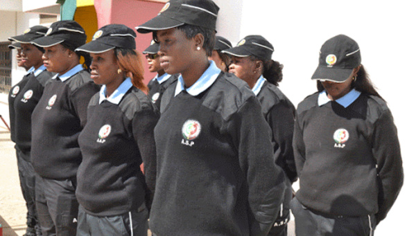 Des "emplois définitifs et durables’’ promis aux ASP