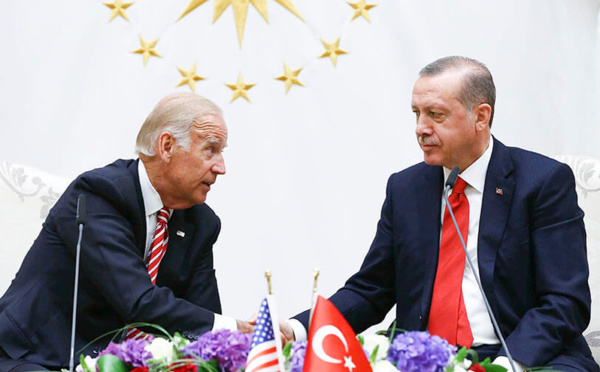 Les États-Unis risquent de "perdre un ami", prévient Erdogan