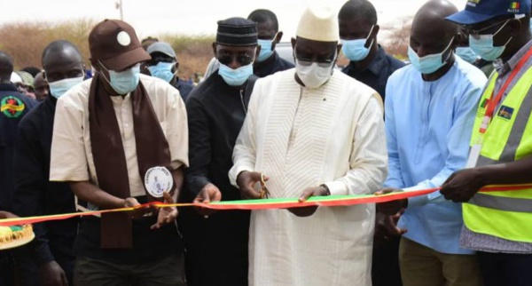 île à Morphil : Macky Sall Inaugure la route Carrefour Rn2-Médina Ndiathbé-Cas Cas-Saldé-Pété
