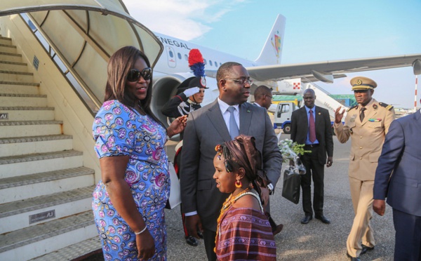 Nouvel avion : Macky et Marième se posent à Nouakchott