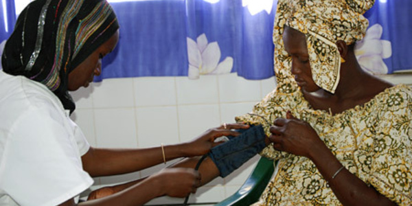 Macky Sall annonce l’élaboration d’un plan de mise à niveau des infrastructures sanitaires