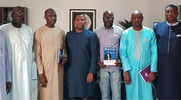 Photo polémique : « à part Boubacar SEYE, tous ceux qui sont sur cette image ont quitté Gueum Sa Bop et Bougane »