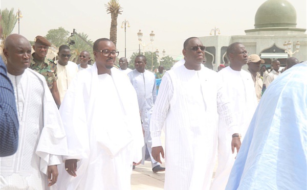 Serigne Bass Abdou Khadre interdit de huer Macky SALL à Touba