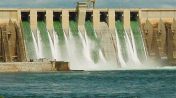 L'OMVS explique le rôle régulateur du barrage de Manantali