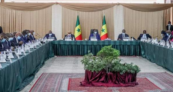 COMMUNIQUE DU CONSEIL DES MINISTRES DU MERCREDI 03 NOVEMBRE 2021