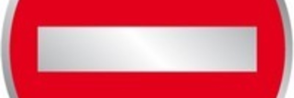 Saint-Louis : Deux véhicules se tamponnent aux HLM.