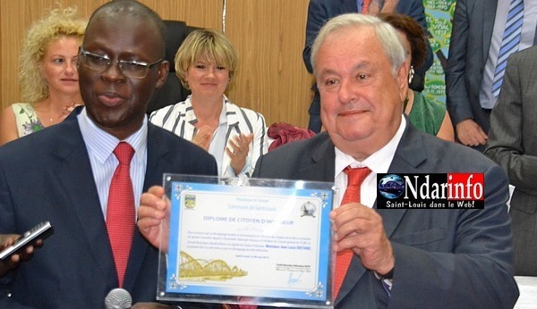 Jean Louis Destans : « Mon élévation au rang de citoyen d’honneur de Saint-Louis est un signal d’amitié très fort ».