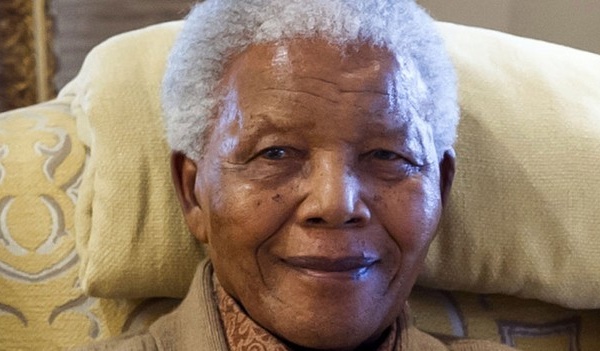 Nelson Mandela est mort