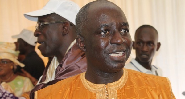 Pape Maël Diop annonce la réhabilitation de l’aéroport de Saint-Louis.