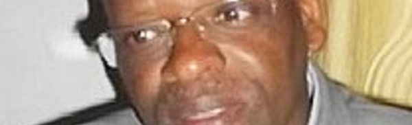 Entretien avec Alpha Amadou SY, philosophe/écrivain, en sa qualité de Président du Comité de Pilotage du Festival International du Poésie, organisé du 12 au 14 décembre 2013, à Saint-Louis.