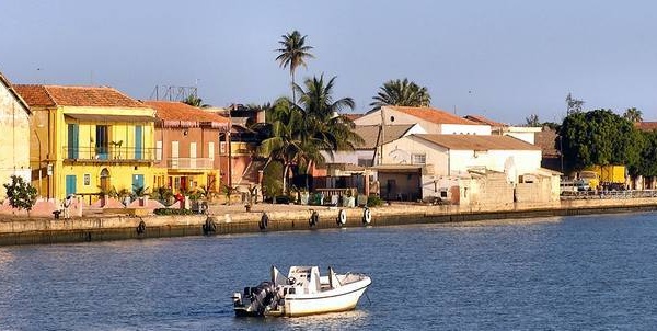 Saint-Louis: deux auberges et un hôtel cambriolés.